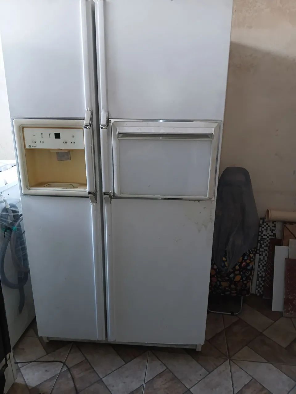 Refrigerador side by said funcionando perfeitamente e sem avarias 
