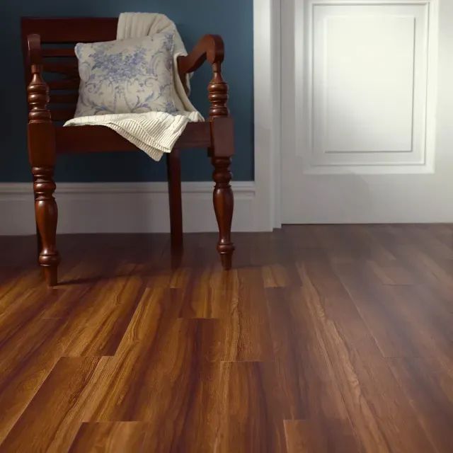 PISO VINCILICO DE LUXO MARROM EM REGUA IMITANDO MADEIRA - LVT MARCA AMTICO - IMPORTADO EUA