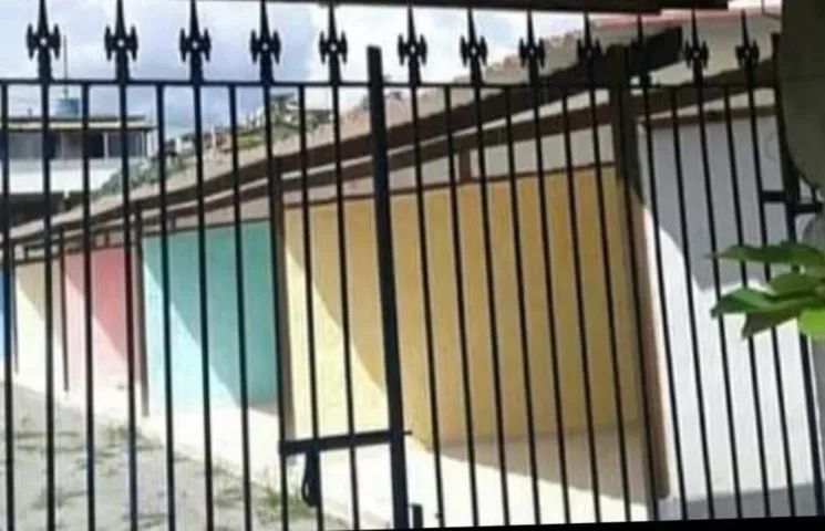 Vendo condomínio com 6 casas em Mendes 