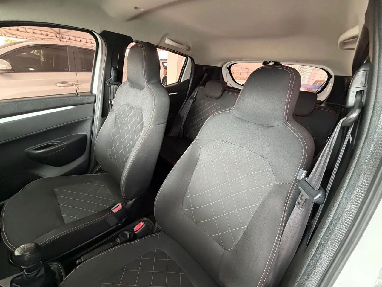 Renault Kwid Zen 1.0 Flex 12V 5P Mec. 2018 - Foto 4