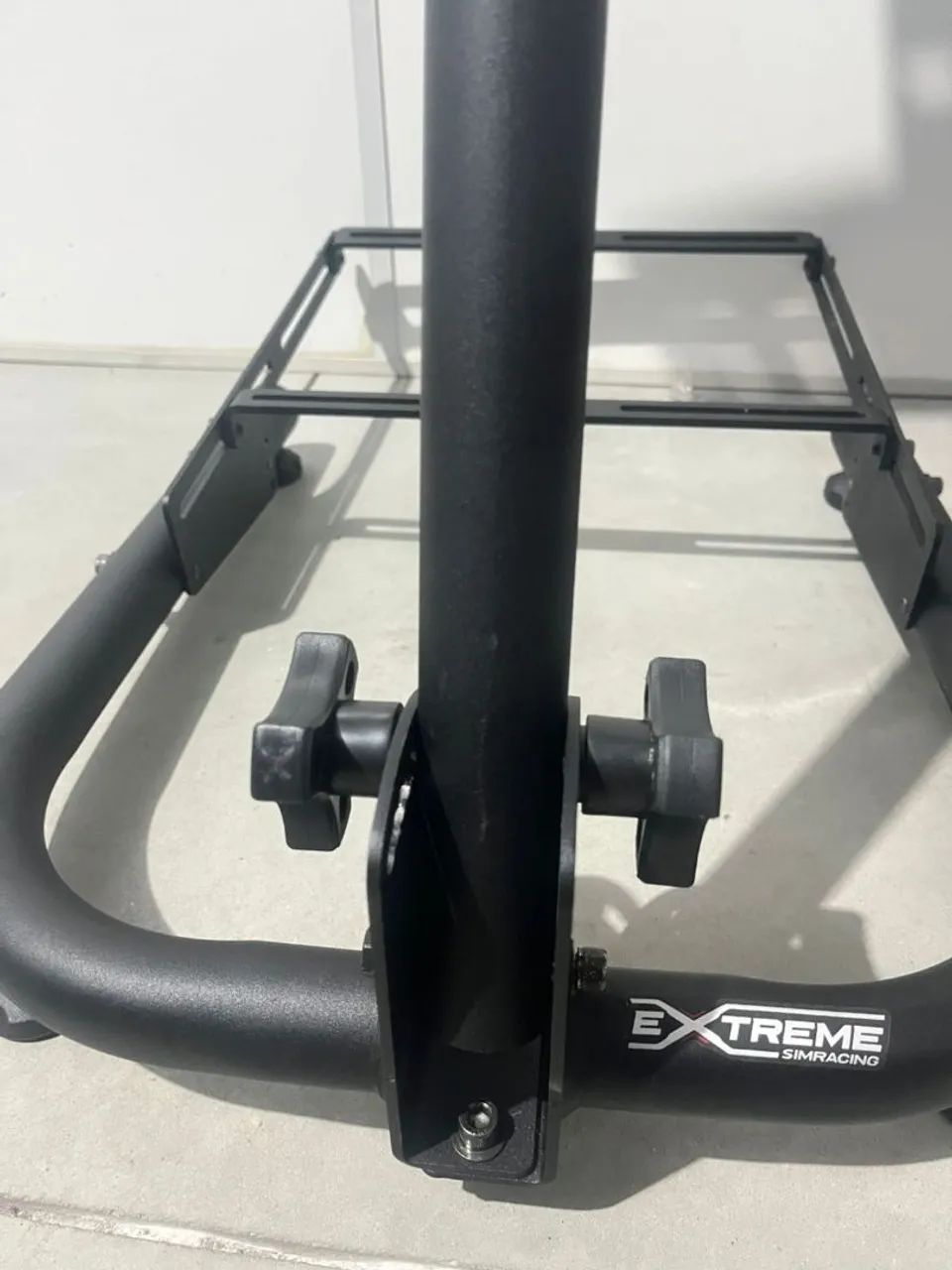Suporte p/volante Logitech Cockpit Extreme - Foto 4
