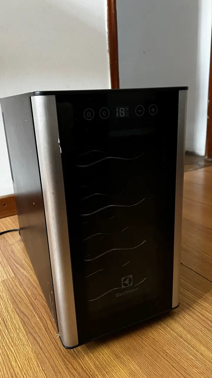 ADEGA REFRIGERADA PARA VINHO -LER OBS - Foto 4