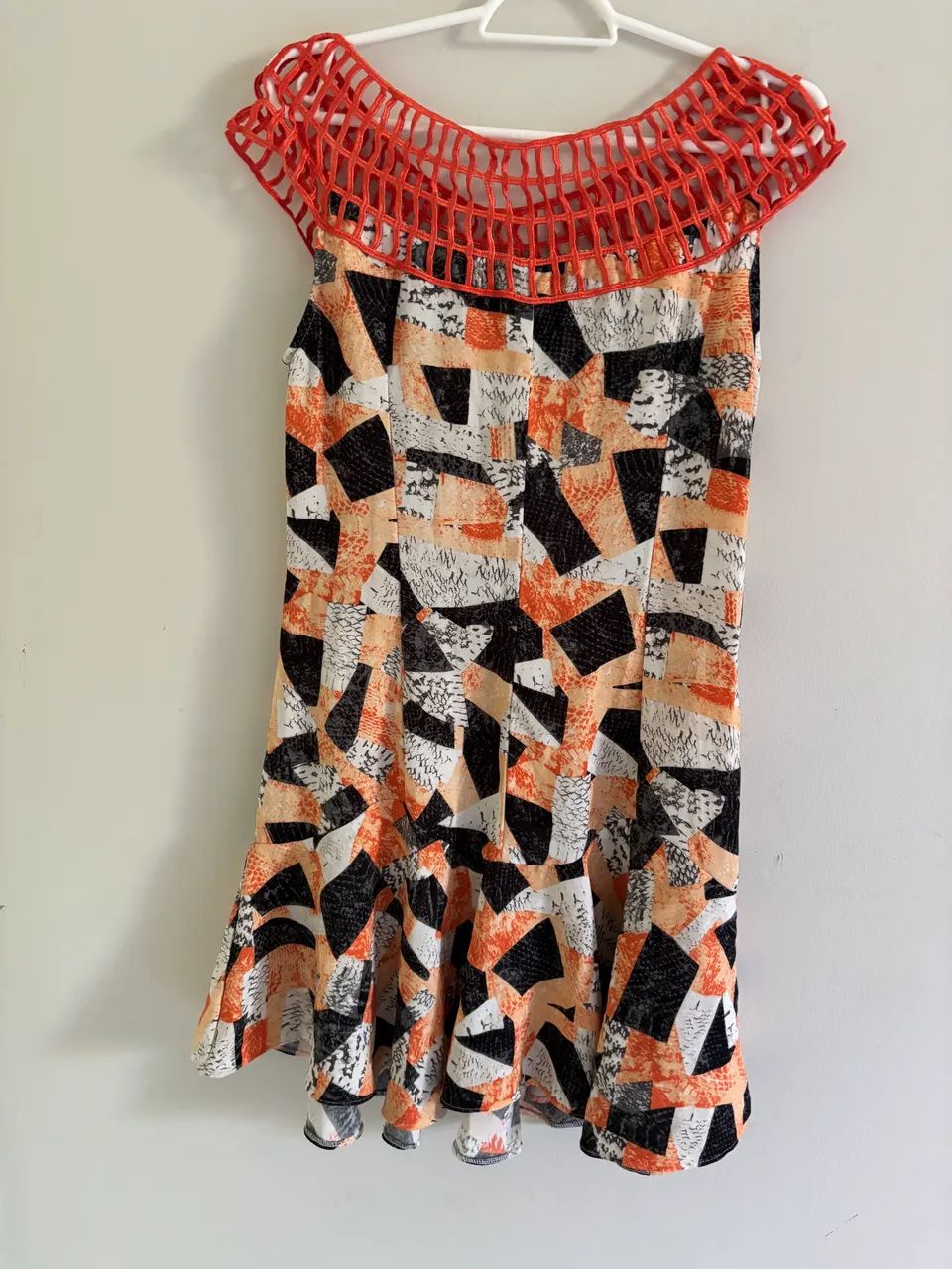 vestido laranja estiloso  - Foto 3