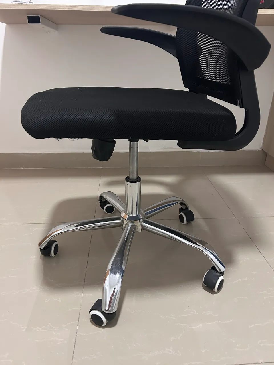 Cadeira de Escritório/Quarto - Foto 2