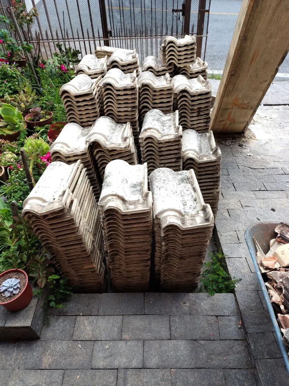 Telhas Francesas Esmaltadas Usadas - Foto 2