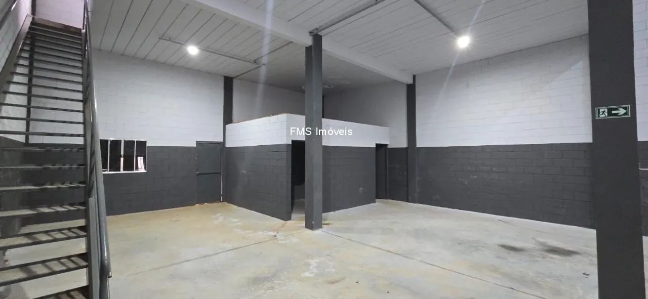 Galpão com 526m² em Arujá - Foto 3