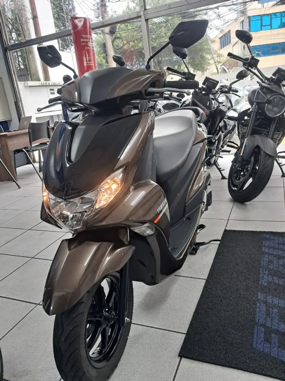 YAMAHA FLUO 125 ABS  - Foto 5