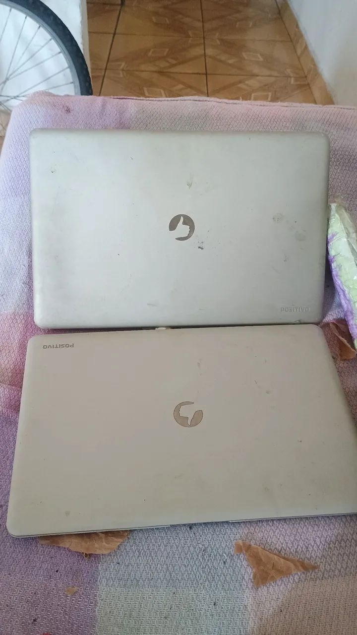 Notebook positivo  motion 