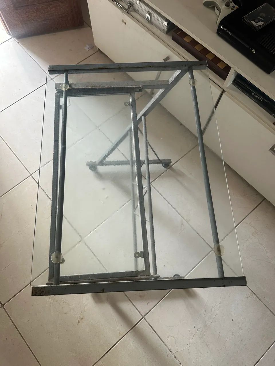 Mesa de pc computador de vidro 65x49 - Foto 4