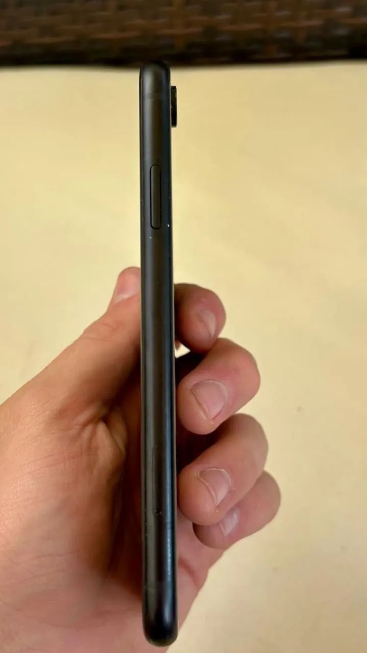 iPhone XR preto 64Gb  - Foto 4