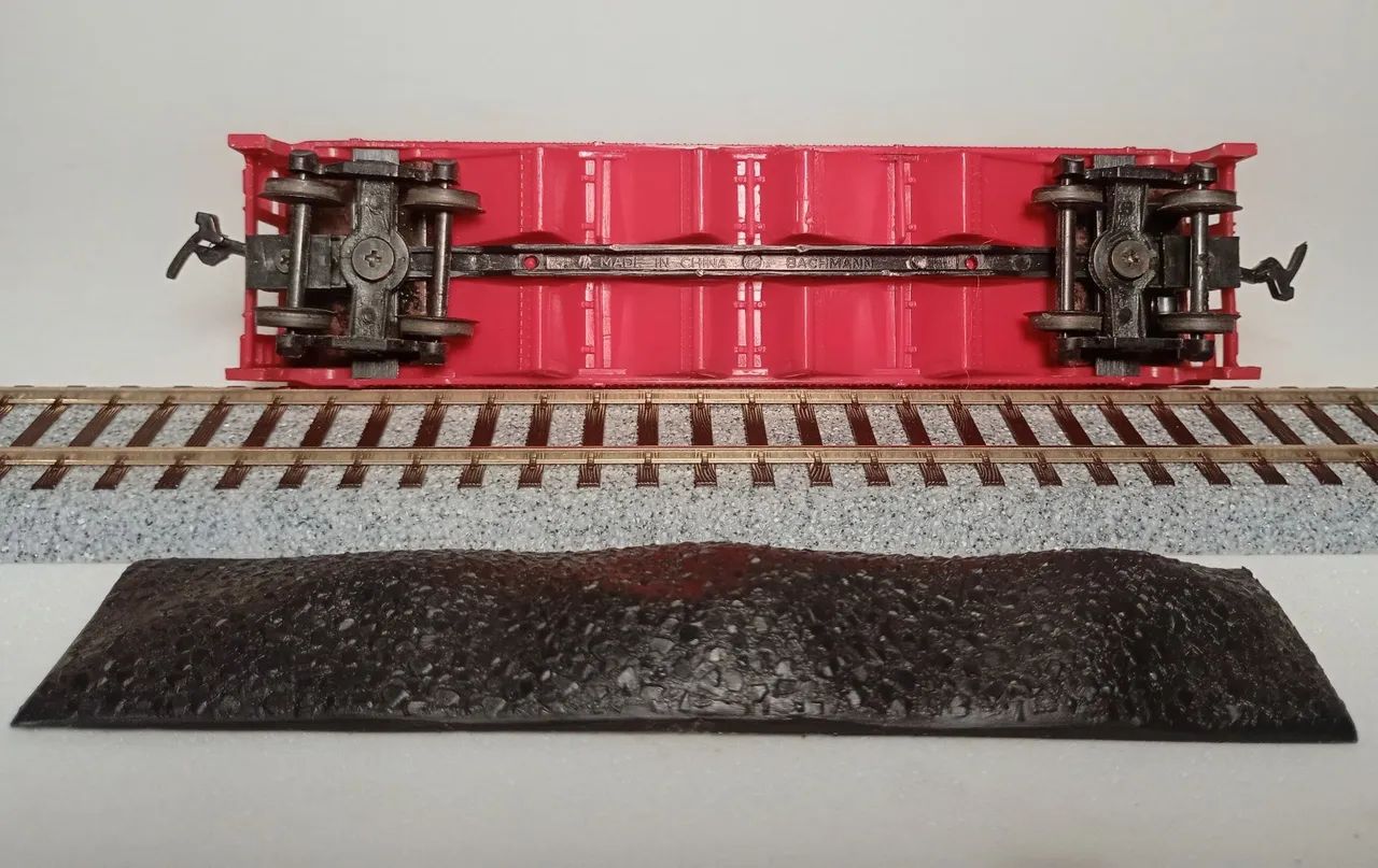 Vagão HO Hopper importado Bachmann  - Foto 5