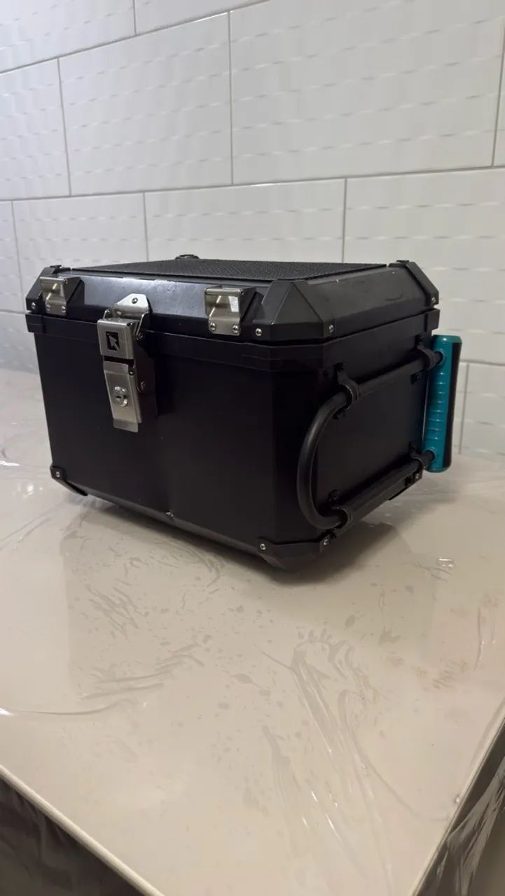 BAÚ PARA MOTO 45L estava em uma TIGER 800 - Foto 2