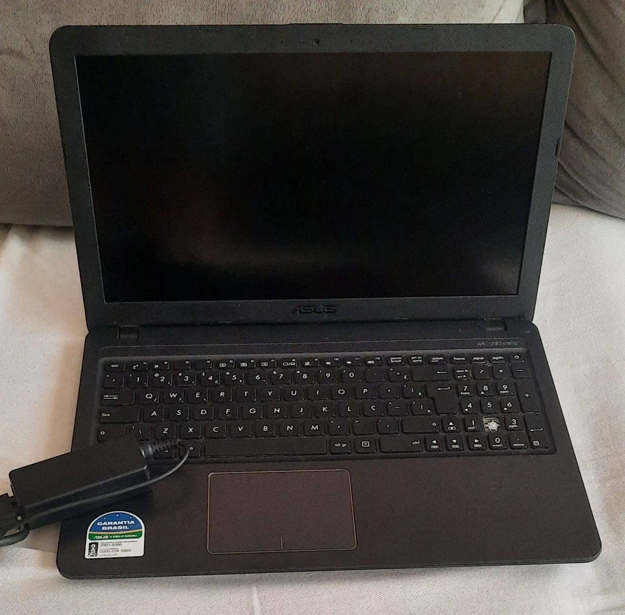 Notebook Asus Intel Core i7 modelo X510u com defeito 