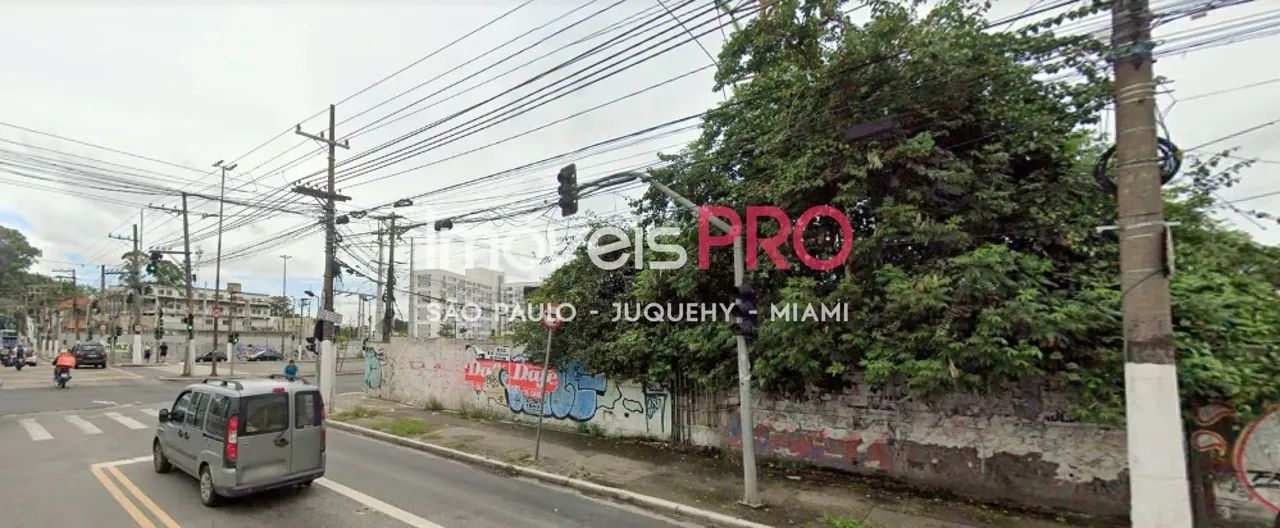 Terreno de esquina, zoneamento ZEUP