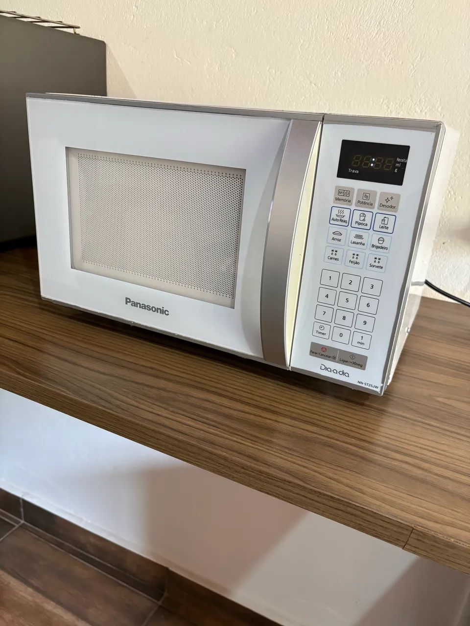 Microondas Panasonic 25 litros - Foto 3