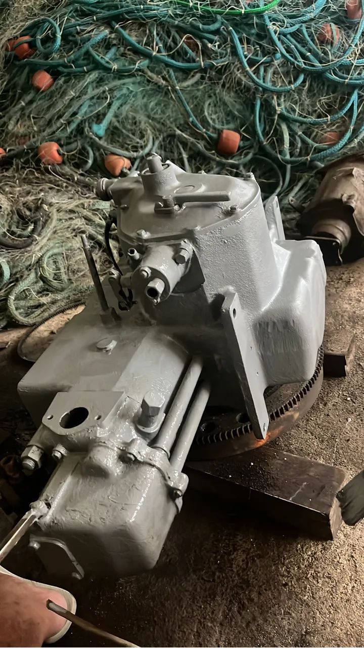 Vendo motor Yanmar B13 aceito proposta  - Foto 2
