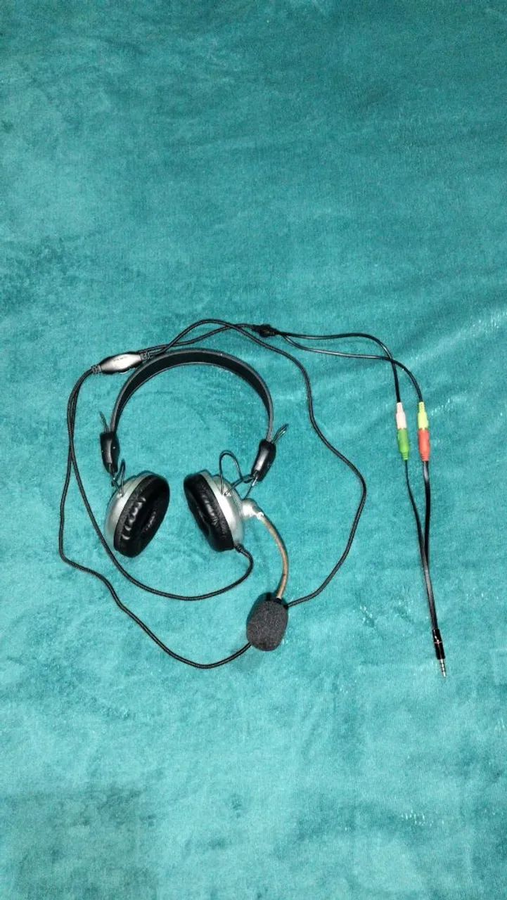 Fone Headset com Microfone + Adaptador para Celular/Notebook