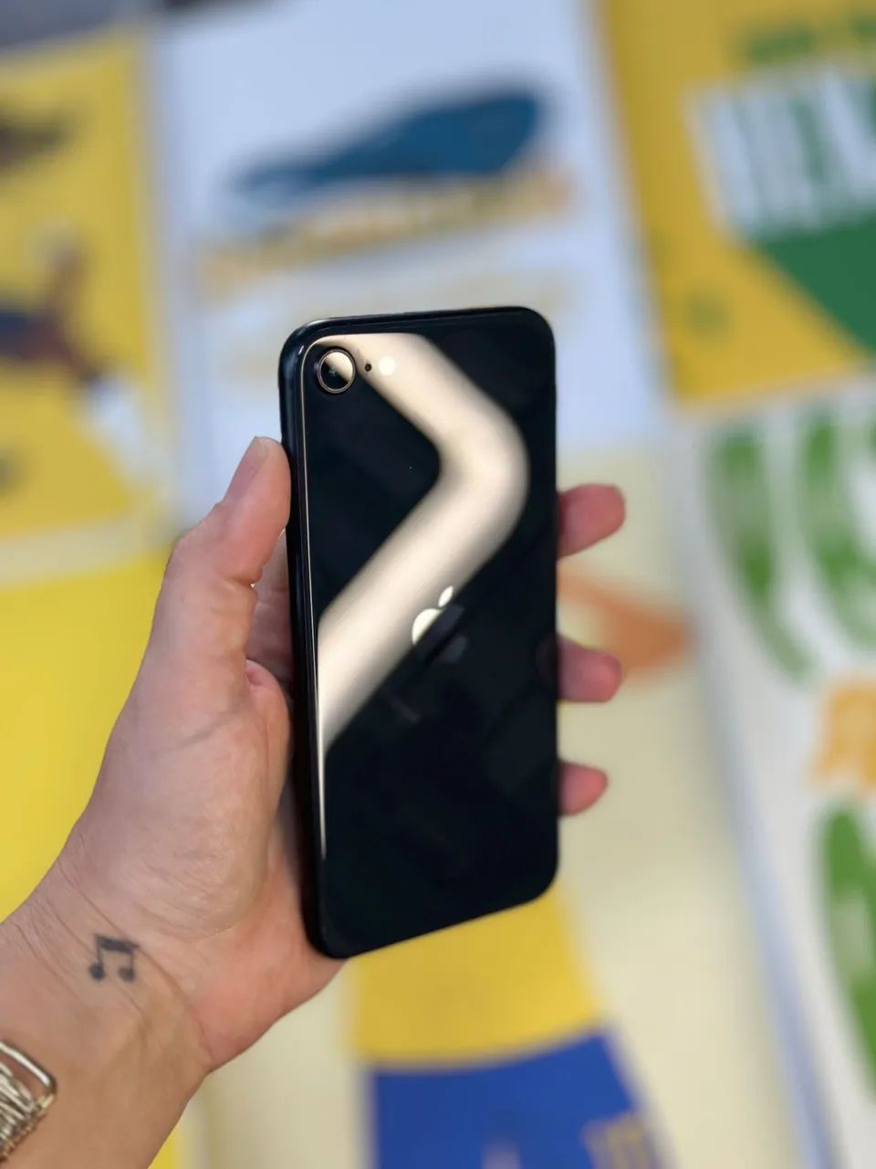 iPhone SE 2 64 GB Preto - Foto 4