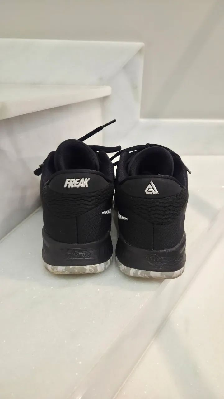 Tenis basquete Nike Zoom Freak 41 - Foto 3