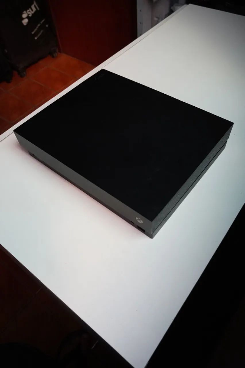 Xbox One X 100% - Foto 2