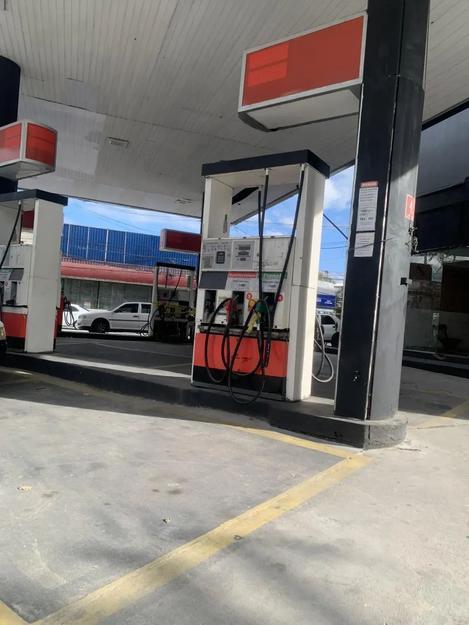 Prédio comercial com instalações para posto de combustível - São Gonçalo-RJ - Foto 3
