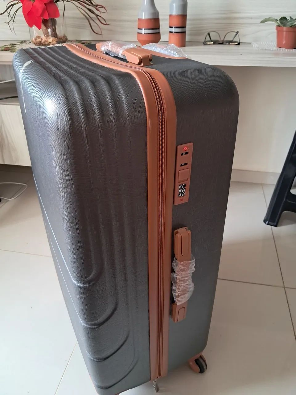 Mala de viagem tamanho grande (nova)