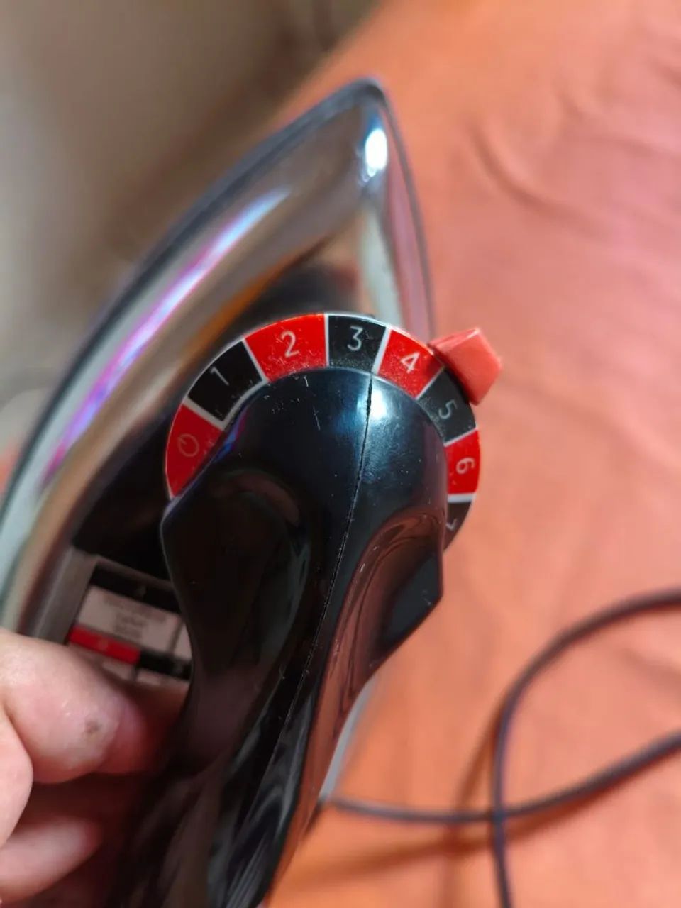 Ferro de passar roupa  - Foto 3