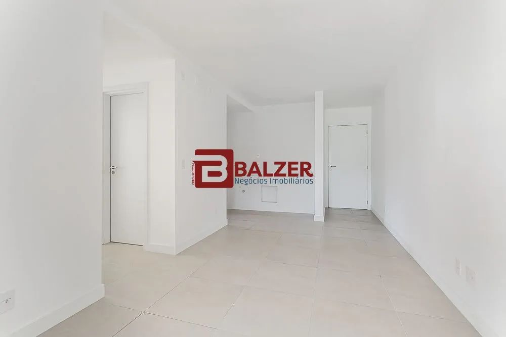 Itacorubi, apartamento 2 quartos e 2 vagas - Foto 5