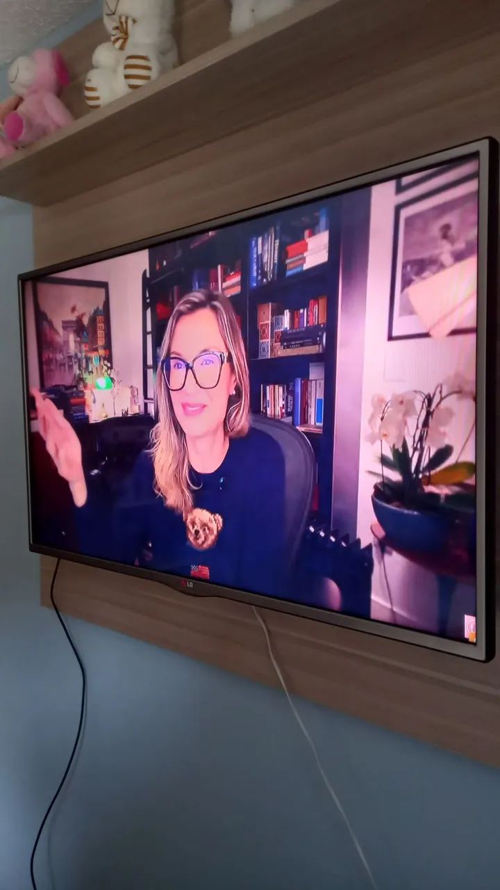 TV LG 42" Full HD - Muito Conservada - Foto 3