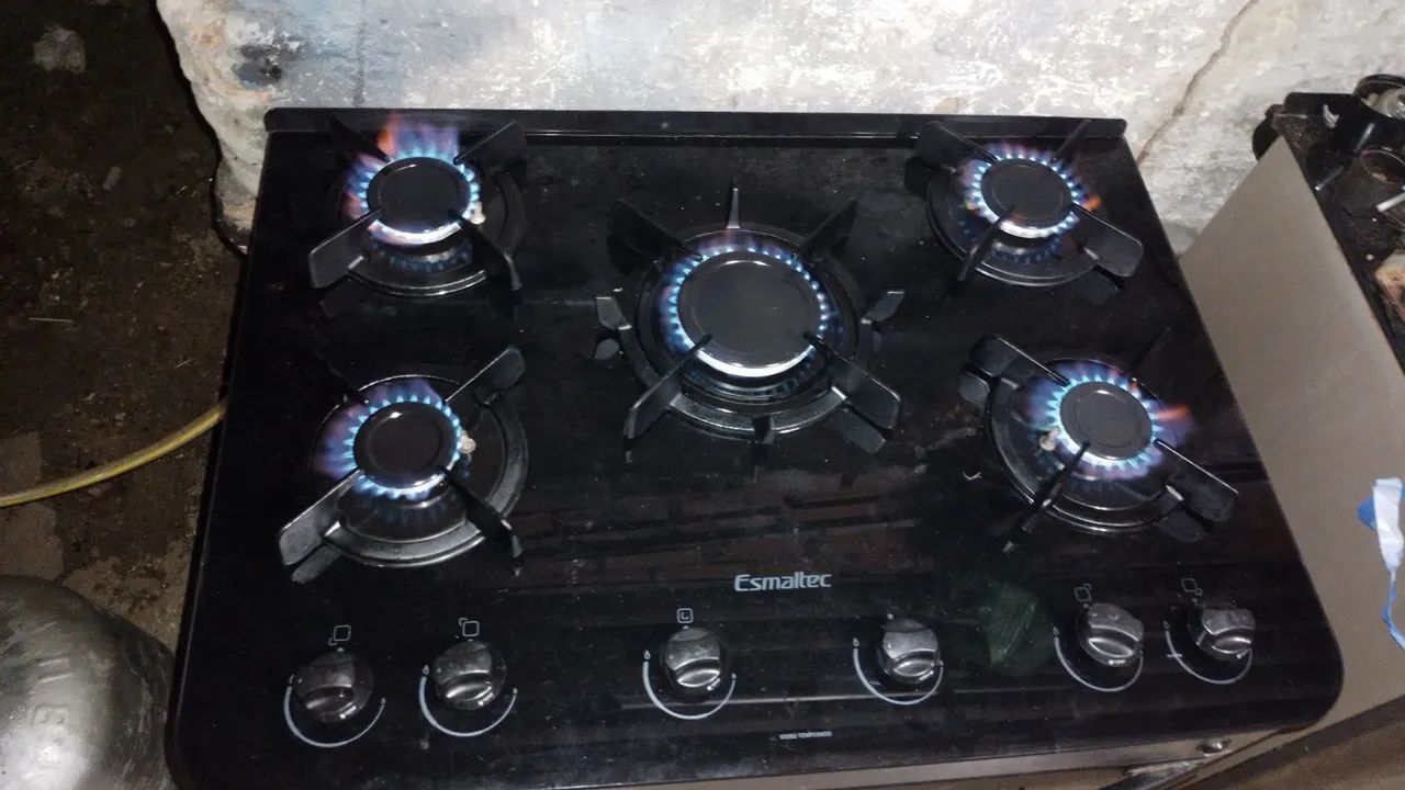 Fogão revisado trocado tudo que estava ruim entrega grátis  - Foto 4