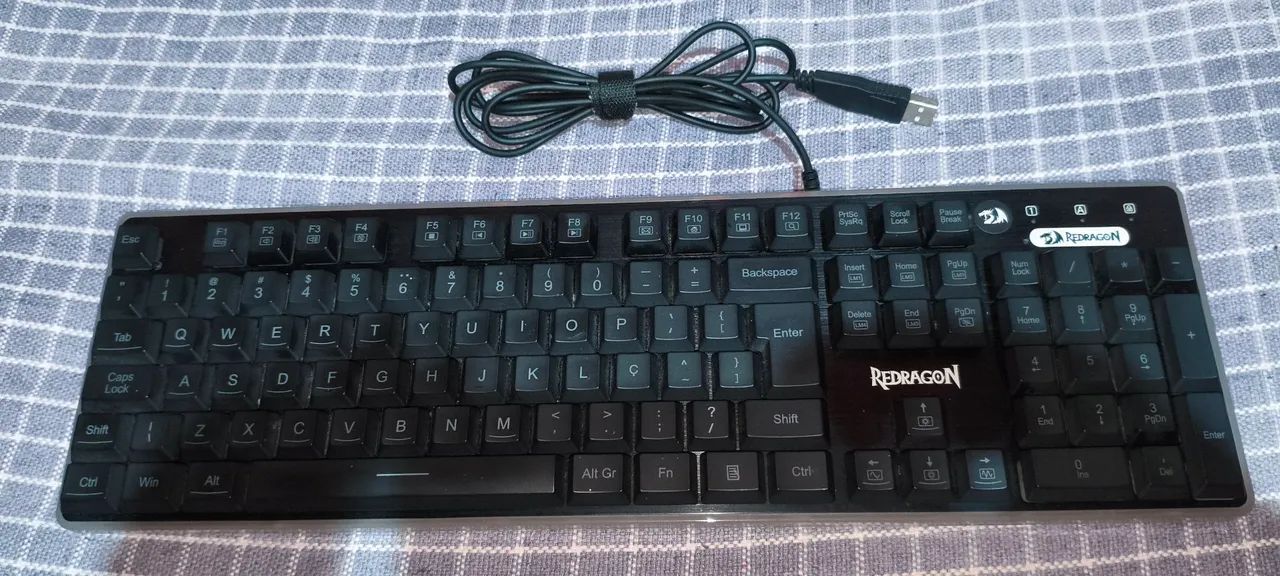 Kit teclado e mouse gamer com fio Redragon - Foto 4