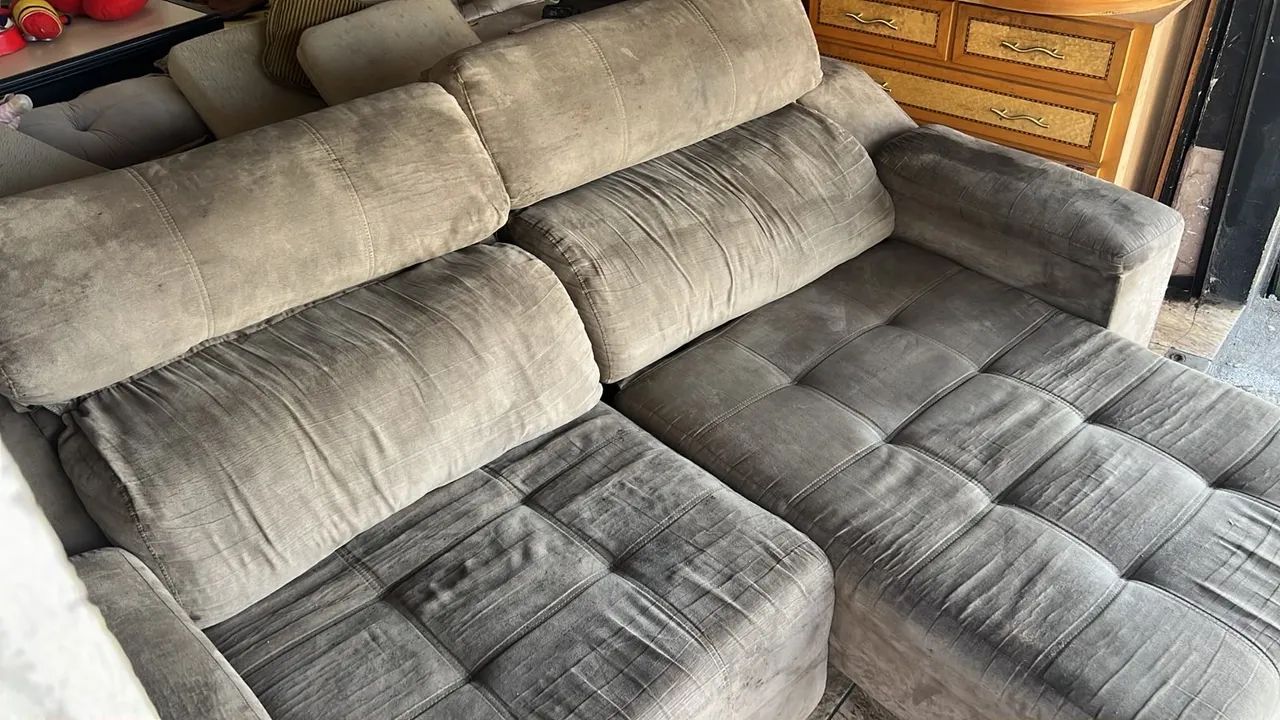 Sofá Retrátil e Reclinável 4 Lugares Muito Confortável