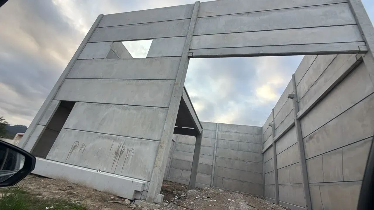 3 Galpões de 333 m2 Itapema sc Bairro Morretes - Foto 5