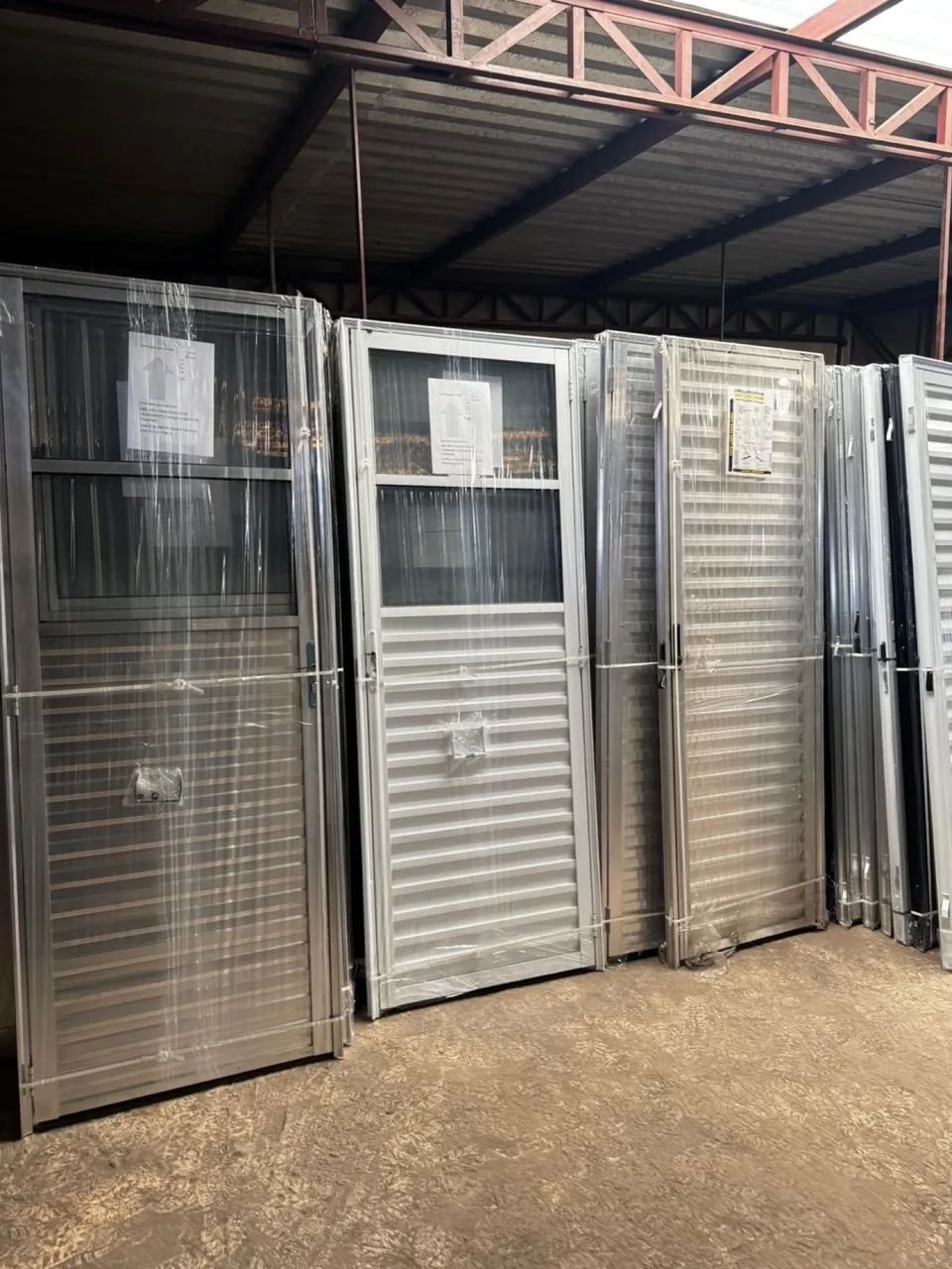 PORTAS DE ALUMÍNIO A PARTIR DE $399,00 - PREÇO JUSTO - Foto 4