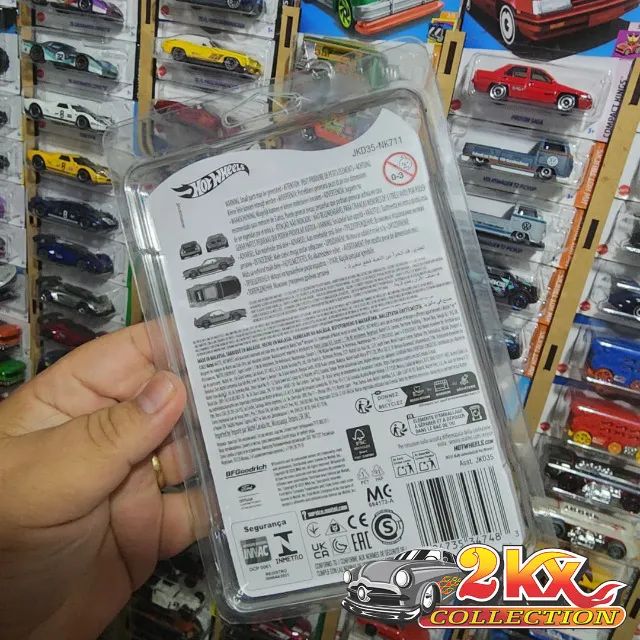 HOT WHEELS MUSTANG LEGENDS 2026 - Foto 2