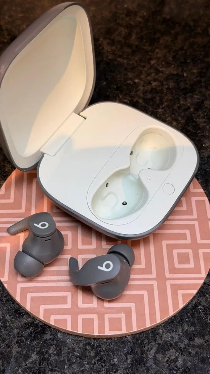 Fone Beats Fit Pro Sage Gray - Bluetooth com Cancelamento de Ruido ANC - Foto 2