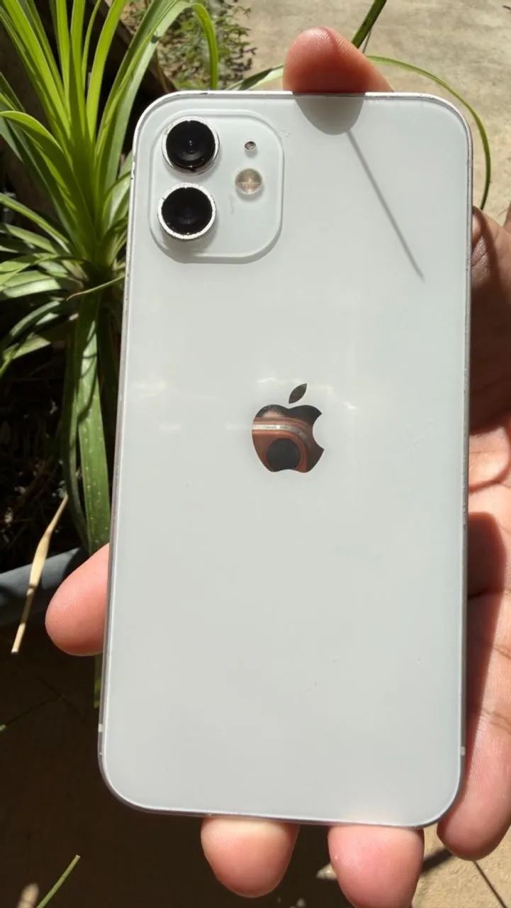 IPHONE 12