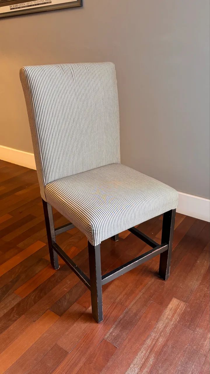 Cadeiras de jantar estofadas 