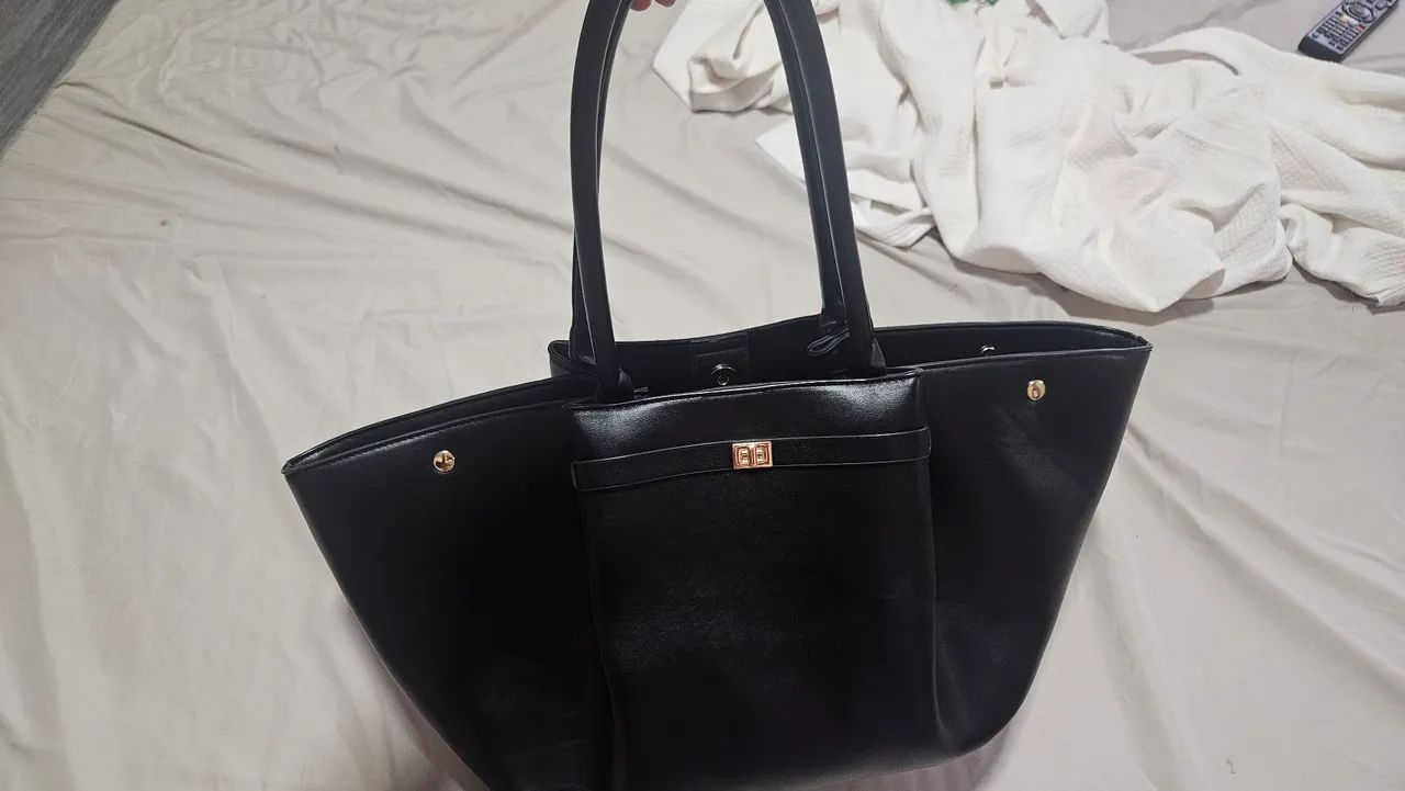 Bolsa grande preta