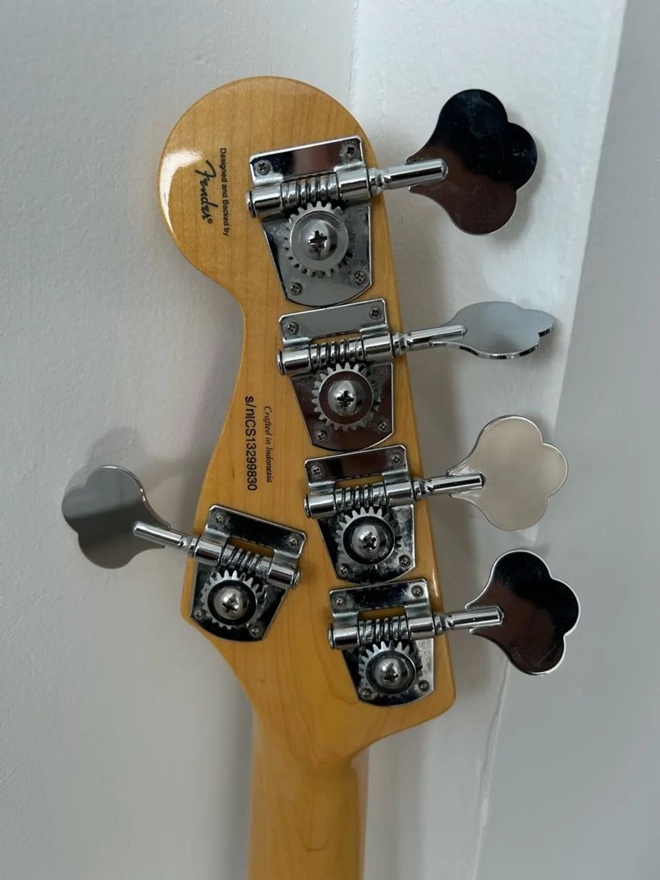 Contrabaixo Squier Fender  - Foto 4
