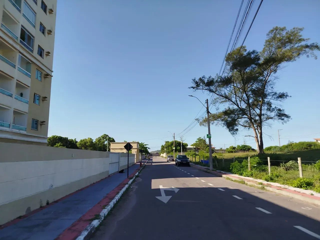 Oportunidade, excelente terreno apenas uma quadra do mar - Foto 3