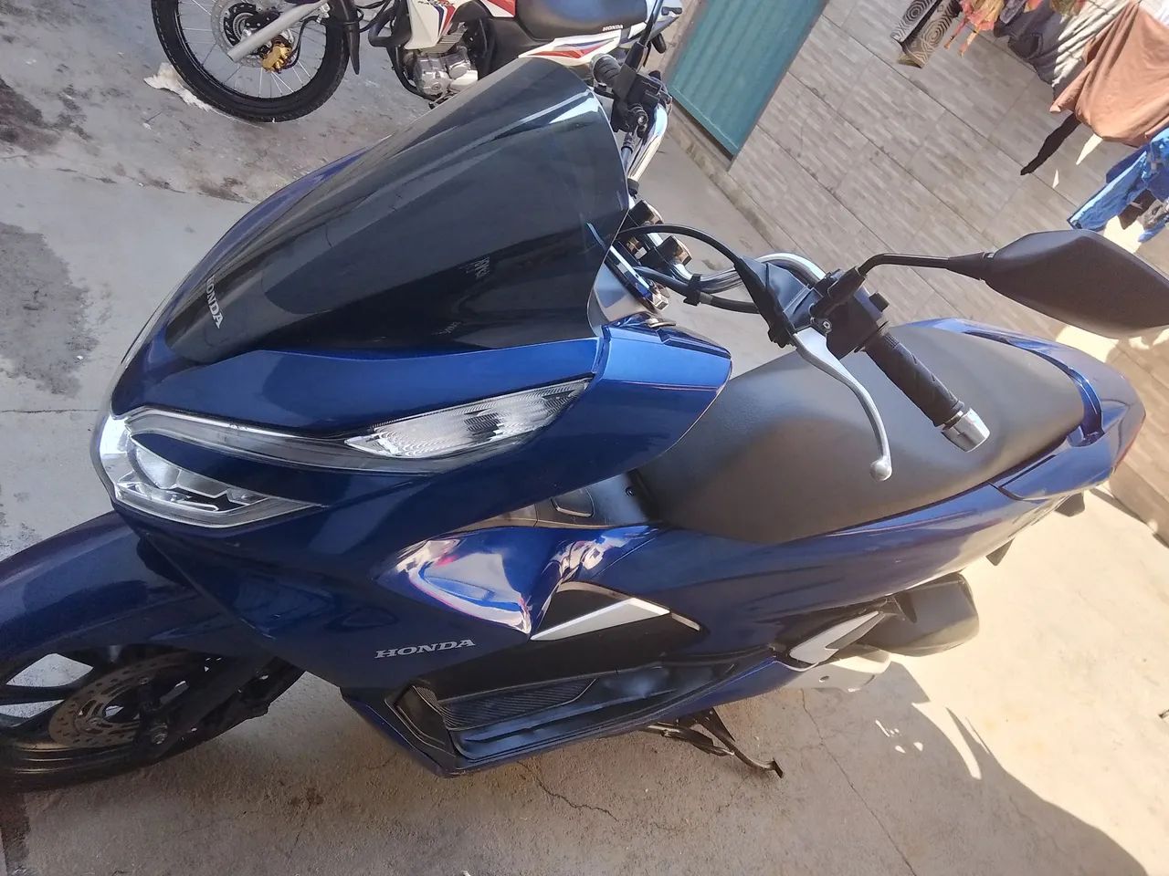 Vendo uma PCX Honda 150 - Foto 3