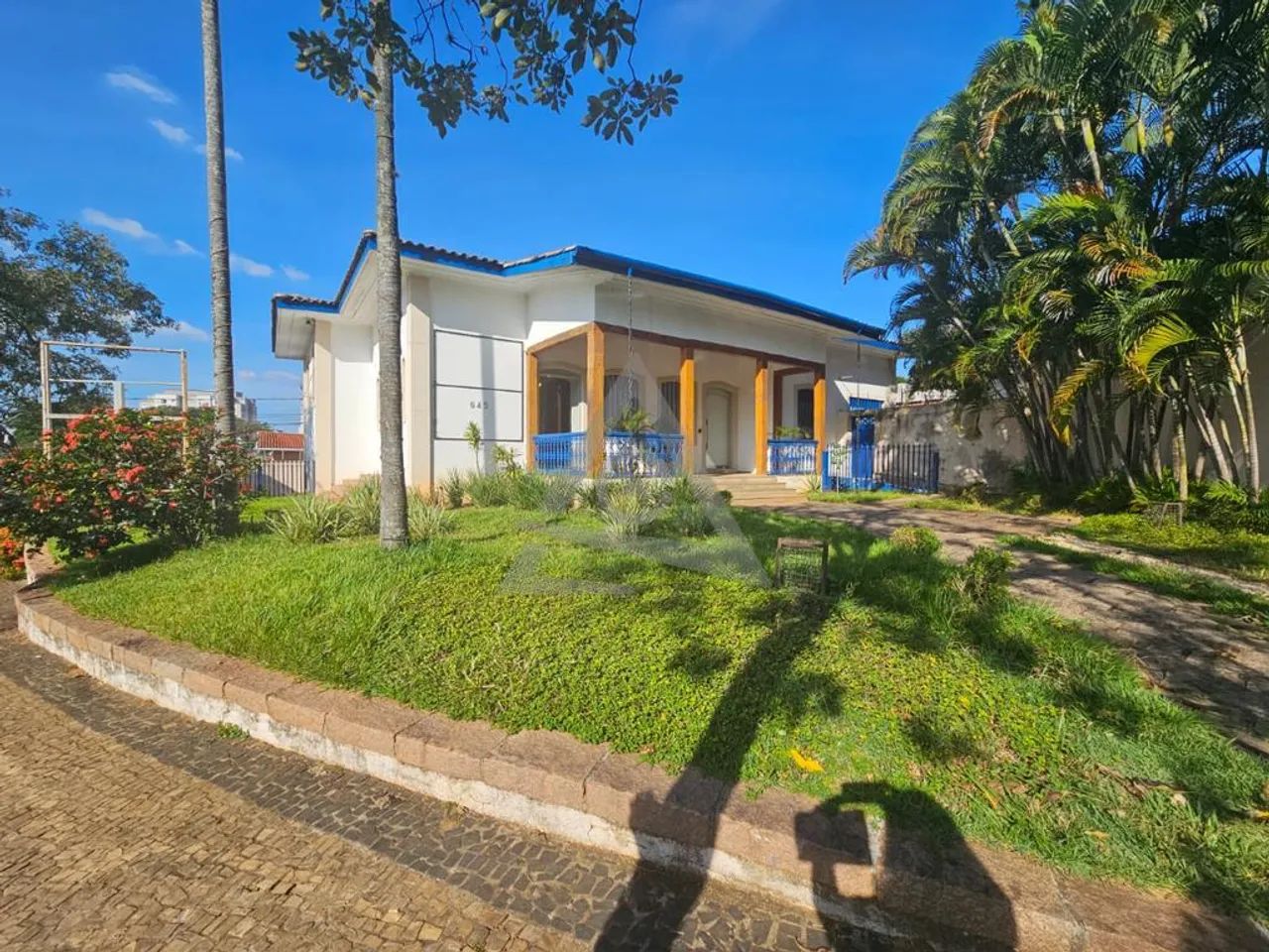 Casa para alugar em Campinas, Nova Campinas, com 5 quartos, com 545 m² - Foto 2
