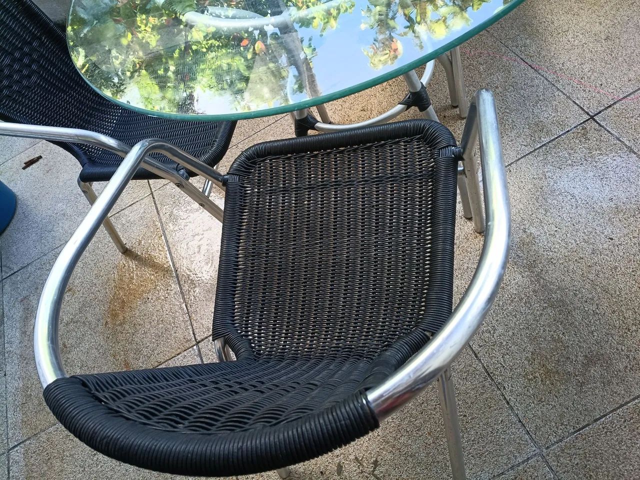 Mesa de vidro com 4 cadeira - Foto 2