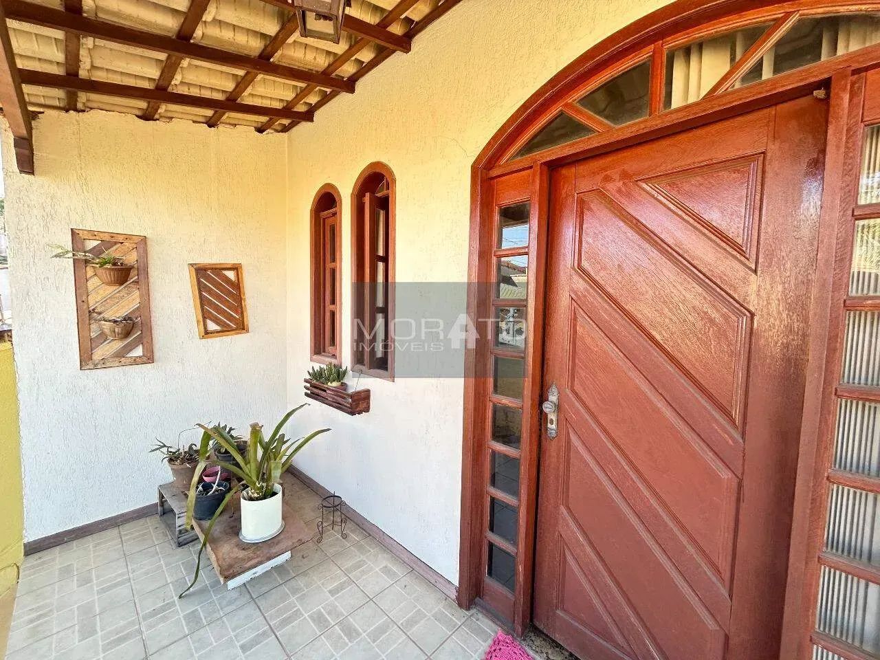 Casa, 03 quartos, 01 suíte com Ampla Área Externa - Pedra Azul - Foto 3
