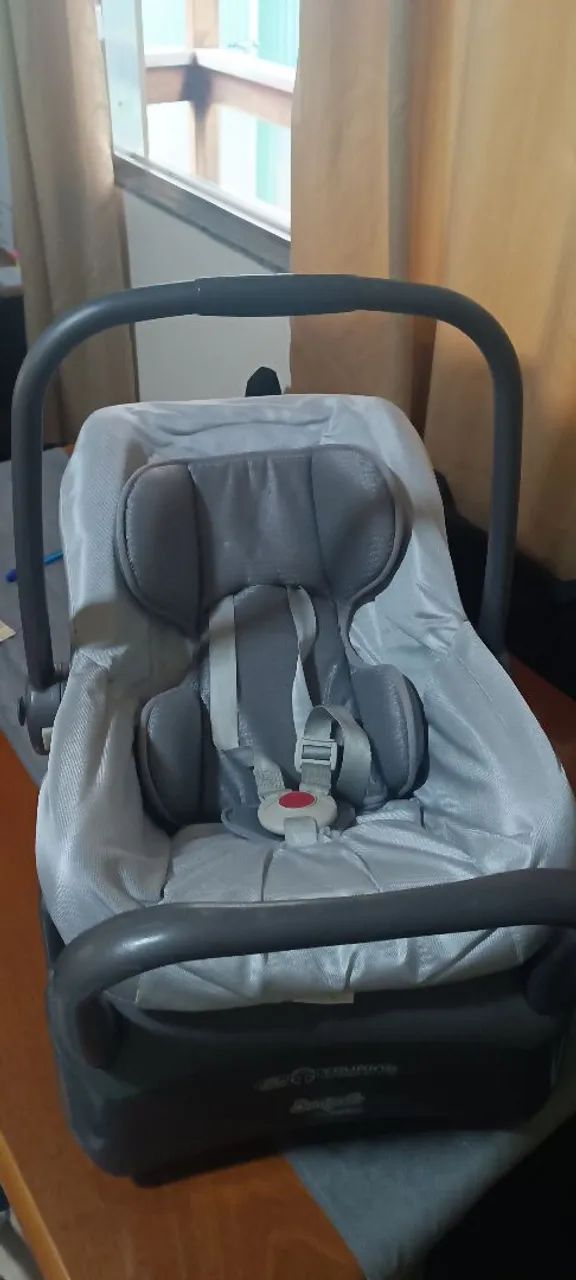Bebê conforto Burigotto 