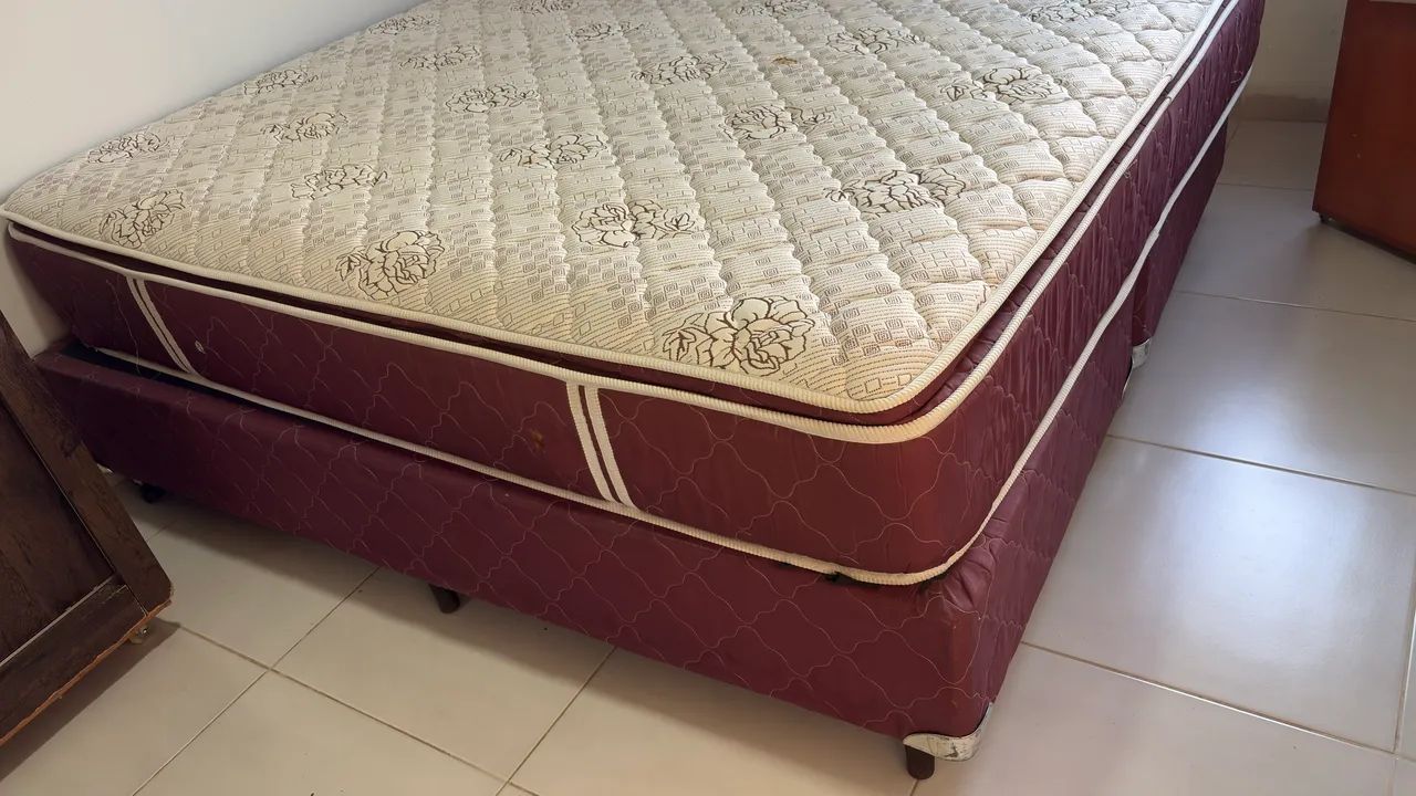 Cama king Size 