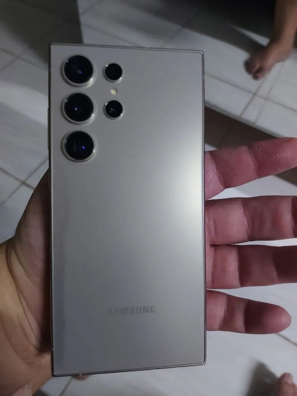 Vendo S24 ultra 512gb com trincos no vidro  - Foto 2