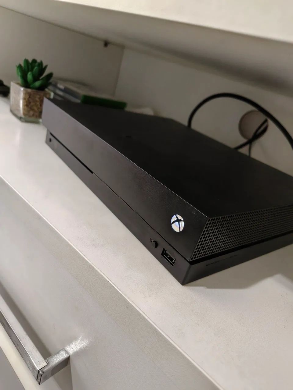 XBOX ONE X - CONSOLE PREMIUM DA LINHA ONE 