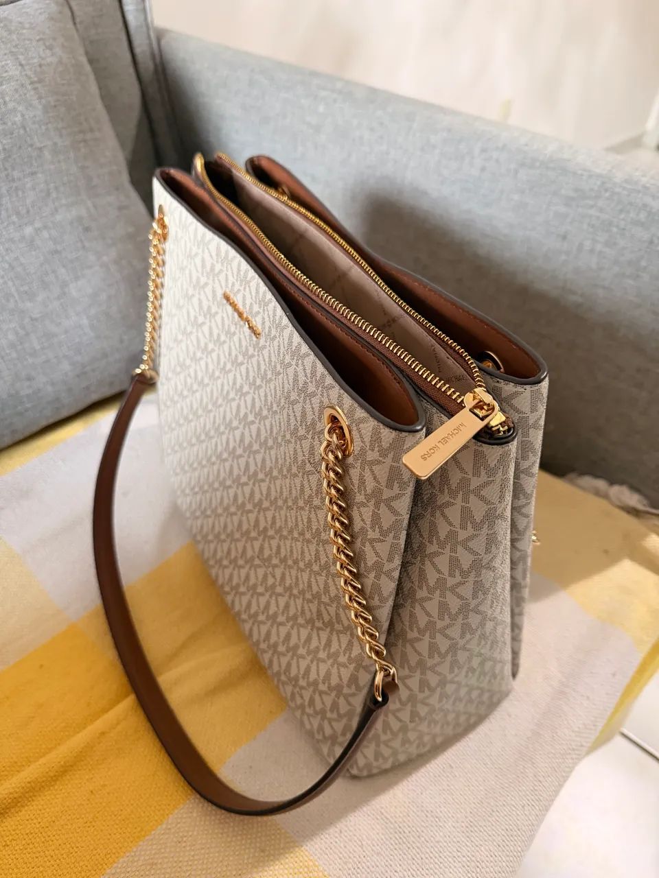 Bolsa Michael Kors Tote Soho Média - Original e Nova - Foto 2